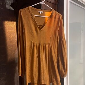 Beautiful long sleeve v neck blouse